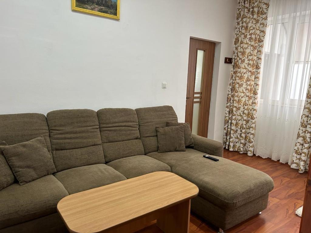 Easy Living Apartments - Old Town Braşov Extérieur photo